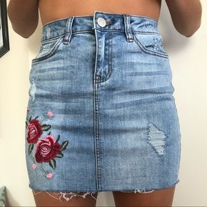 Jean Skirt with Floral Embroidery